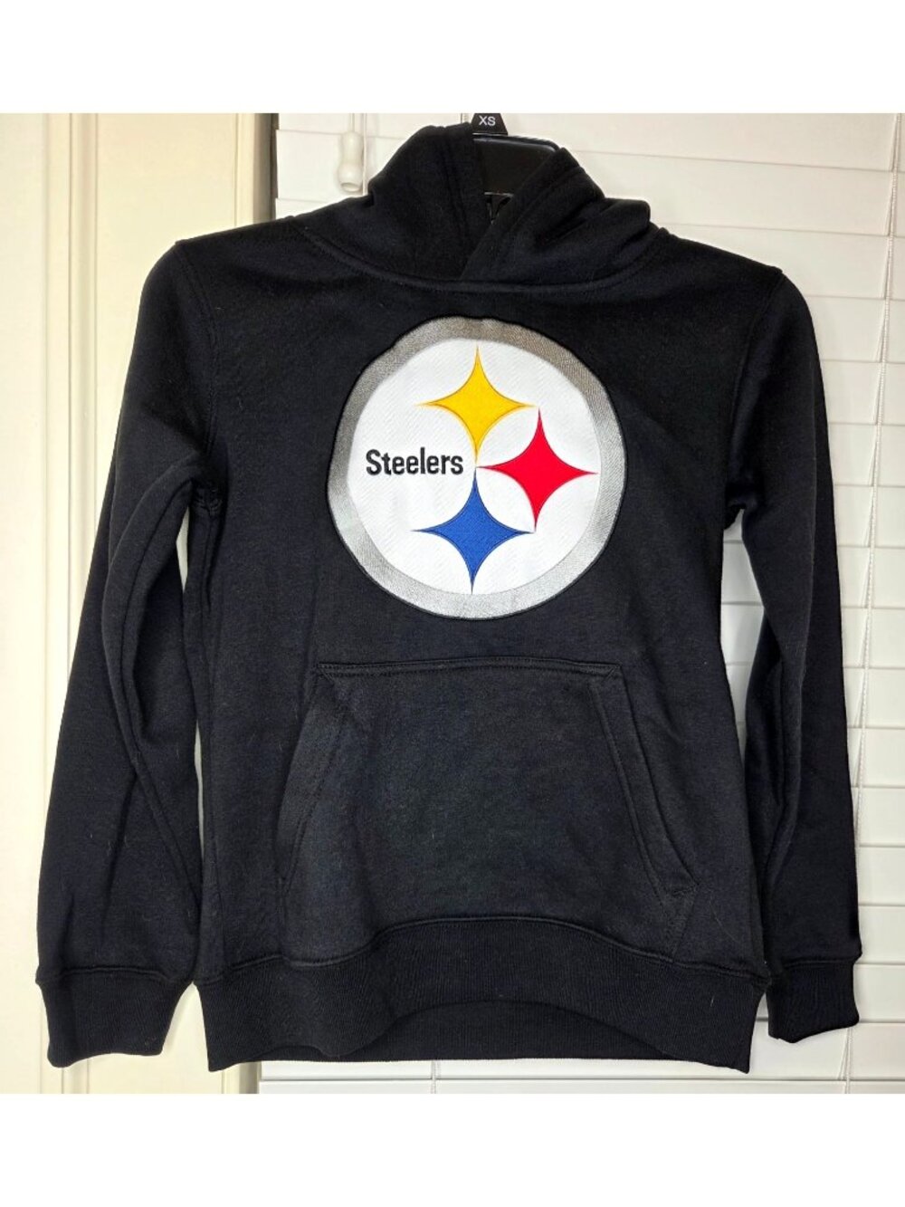 Pittsburgh Steelers Youth S 8 Hoodie Black NFL Team Apparel Embroidered